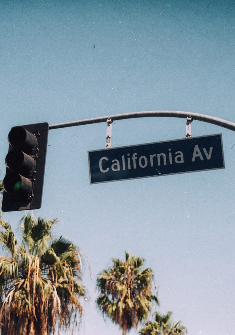 California Av signage on traffic light post